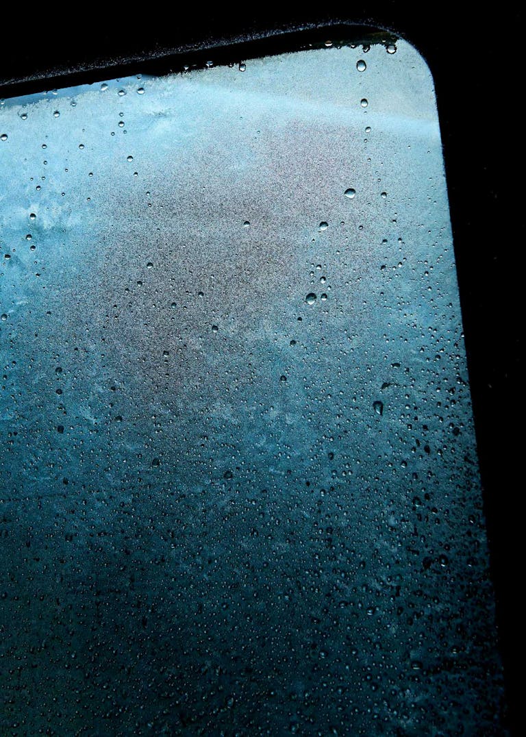 Alastair Strong Studio Defender